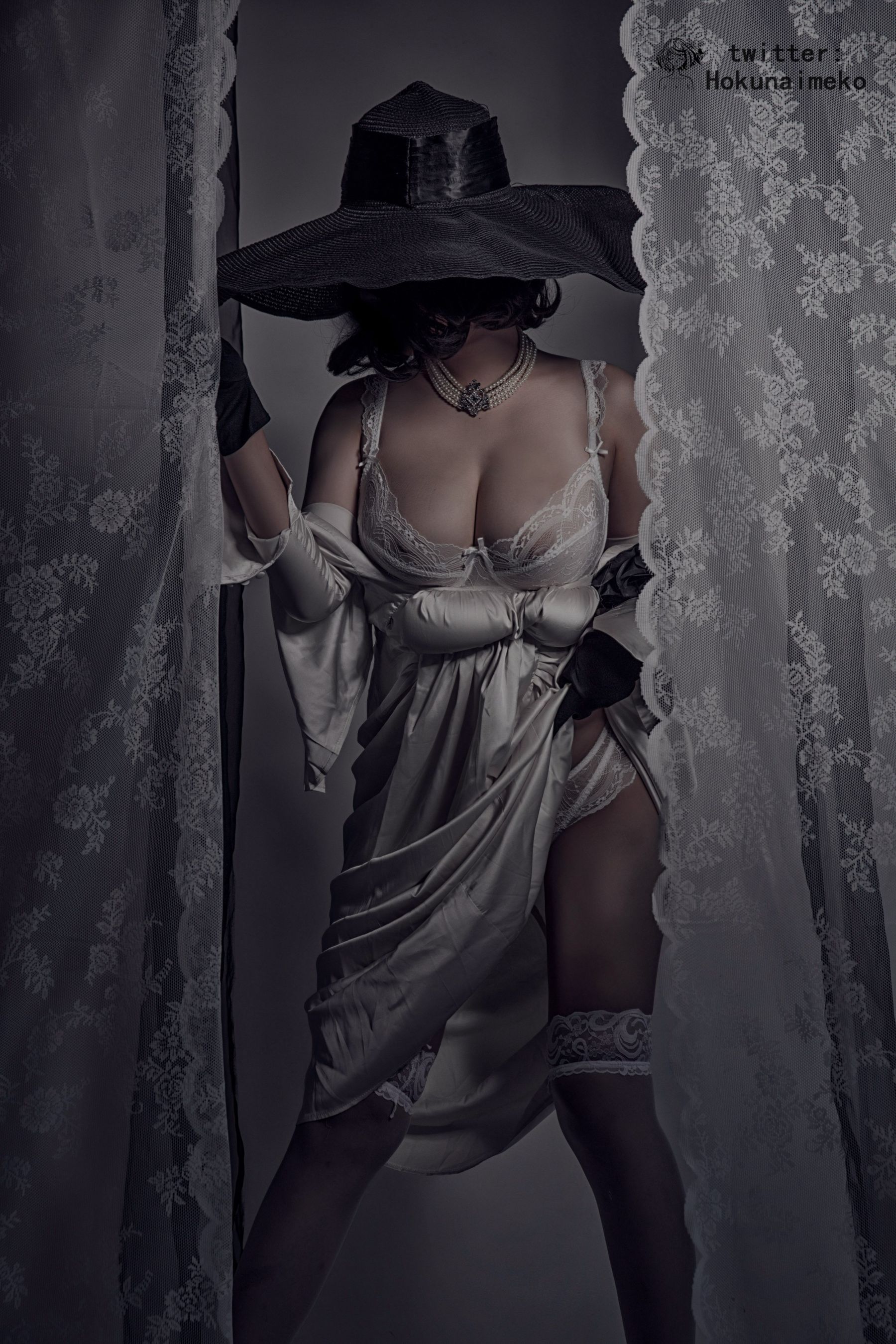 北乃芽子《Alcina Dimitrescu》