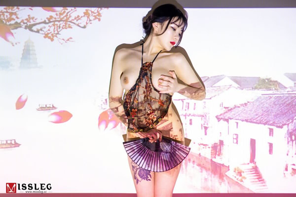 蜜丝F002团团春节特刊无圣光人体艺术套图