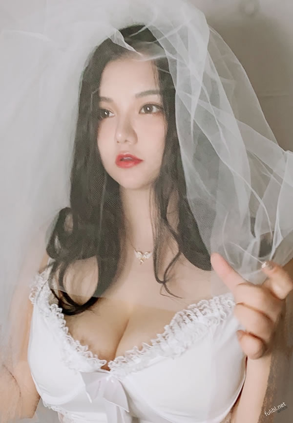 爆乳福利姬巨巨