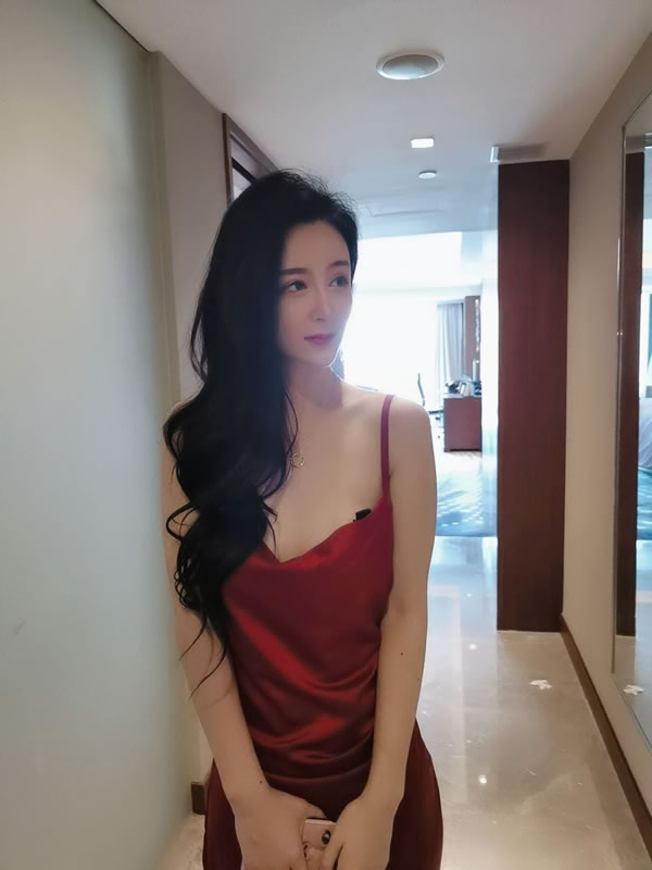 网红@空姐CC迷人蔓私拍视图合集