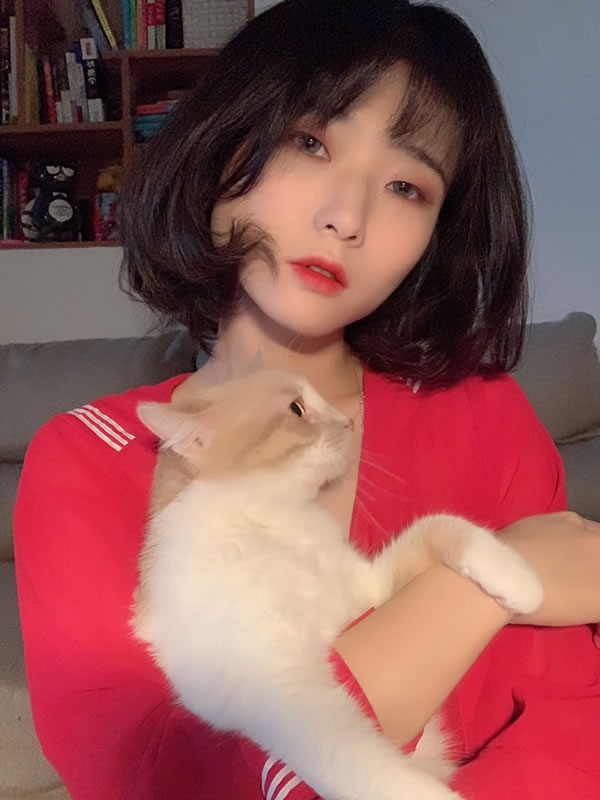 白虎福利姬@CandyTt0211尺度私拍视图5