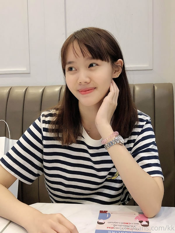 泰国19岁白虎网红@kkimkkimmy 尺度私拍合集2