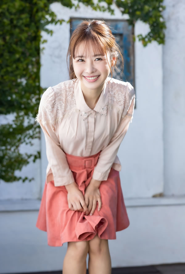 治愈系美女栗山莉绪无圣光人体图集