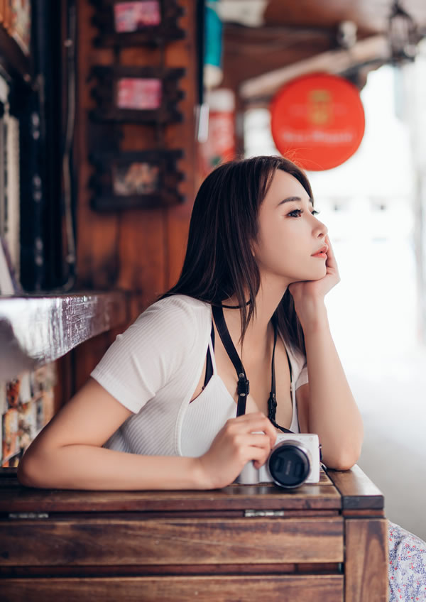 美巨乳乐乐生日典辑