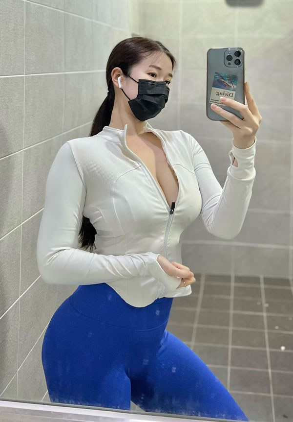 网红健身美女雪珍INS私拍图集