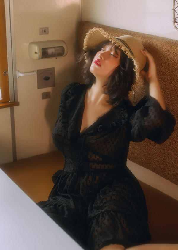 超美模特野百合