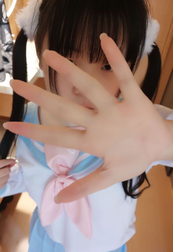 福利姬赛高淋酱–居家蓝色JK