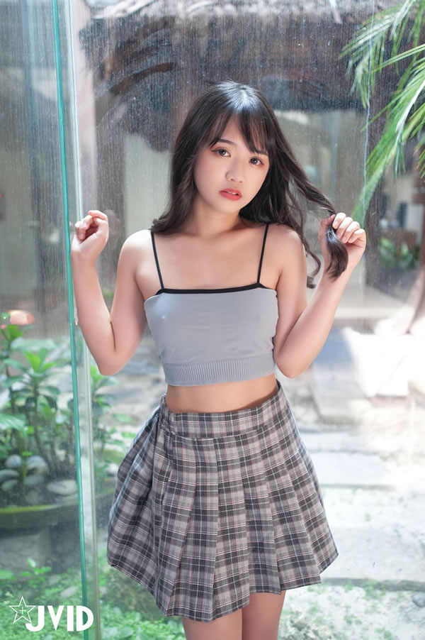 甜美少女加加瞄SM绳丝束缚无圣光初体验