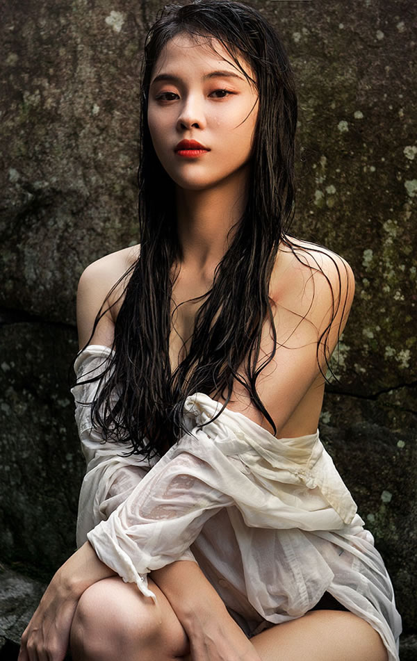 色影师依旧简单出品尺度人体作品集