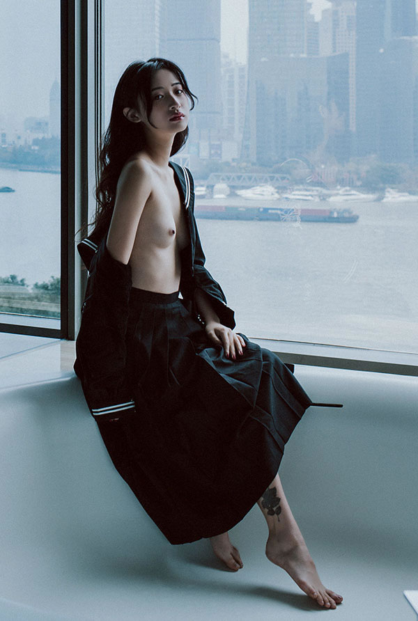 色影师依旧简单出品尺度人体作品集3