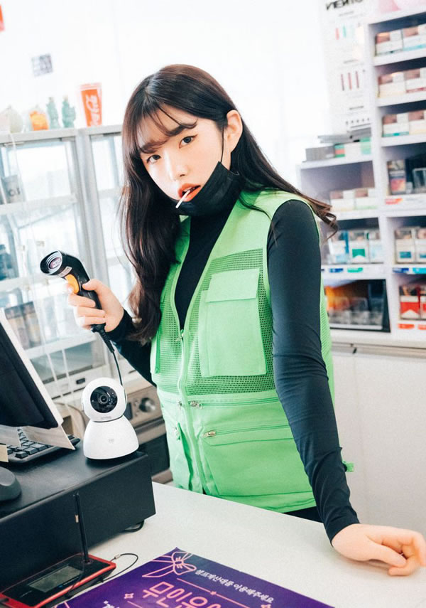 超市理货员小姐姐Sonson的偷偷露出