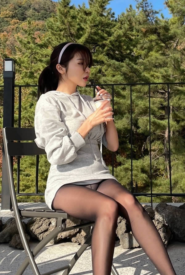 美丽健身女神jena户外私拍尺度人体图集3