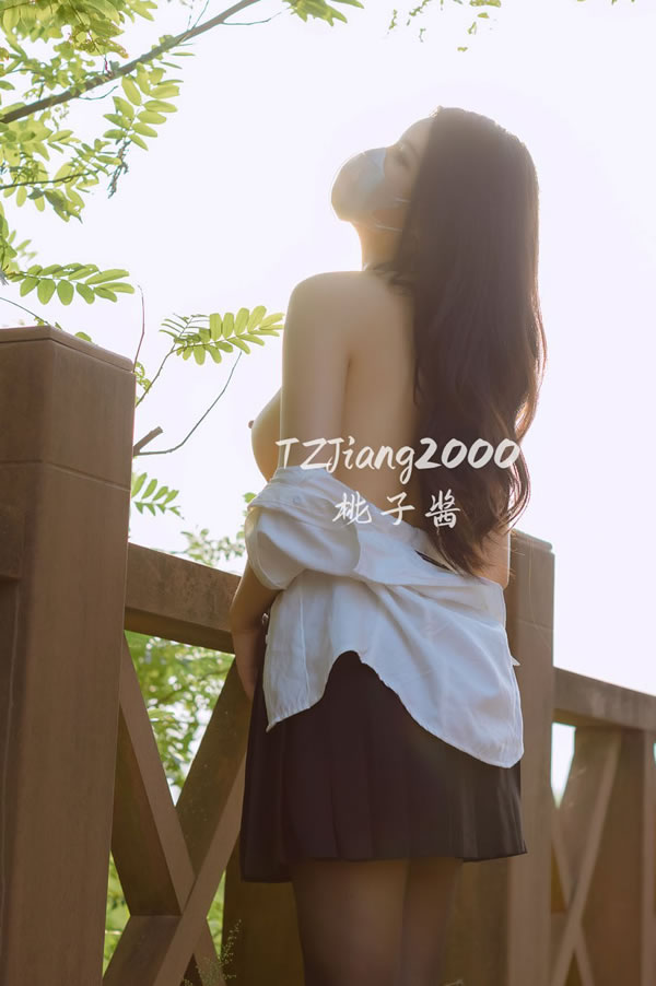 极品美女桃子酱@TZJiang2000户外+居家图集