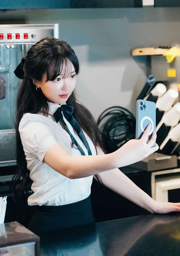 可爱女孩孙乐乐