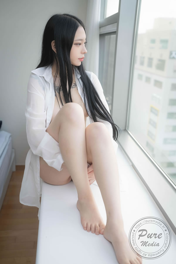 白衬衣妹子Yeon Hwa清晨美乳福利图集