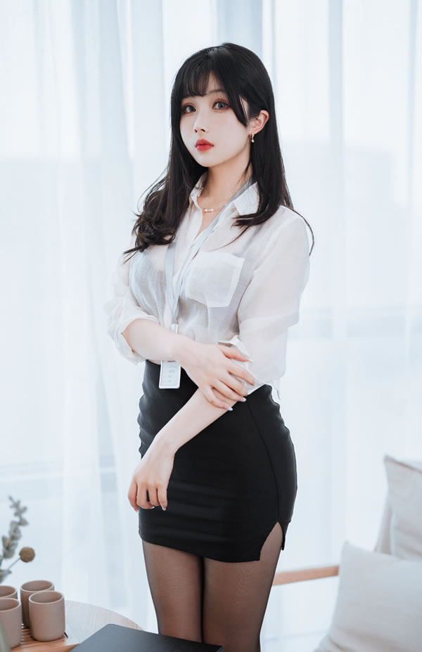 网红美女rioko凉凉子