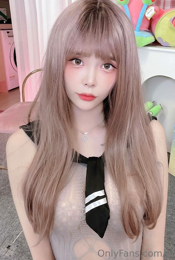 卧蚕美女Yuka私人定制尺度福利视图3