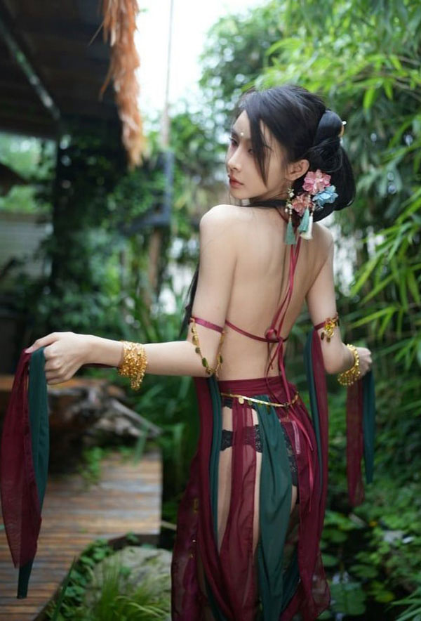 推特美女小芸逗+落苏复古无圣光唯美合集