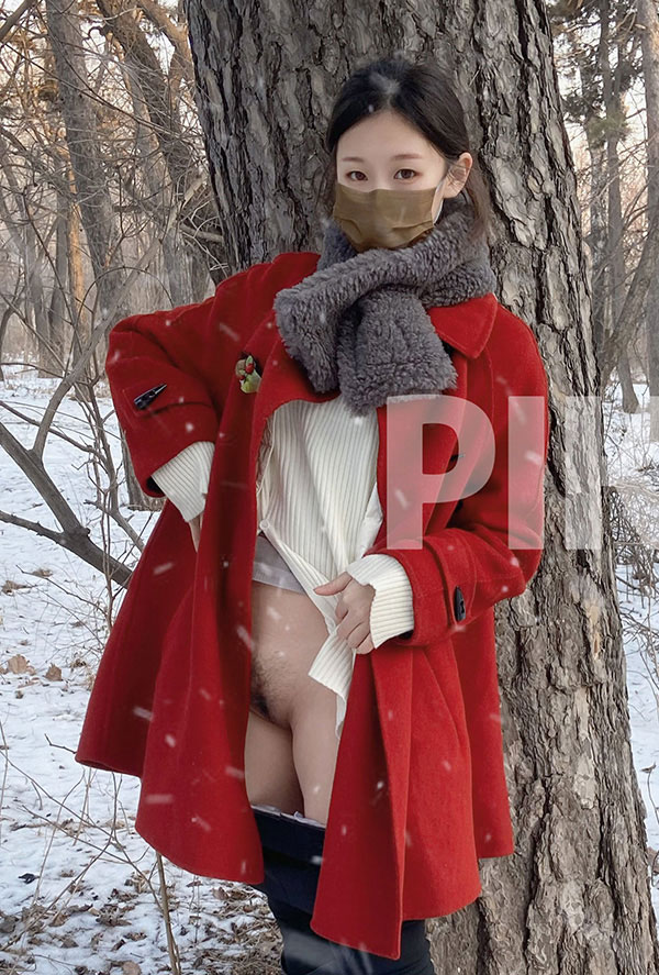 美臀妹子PIKA蜜桃臀门户大开私拍福利视图9