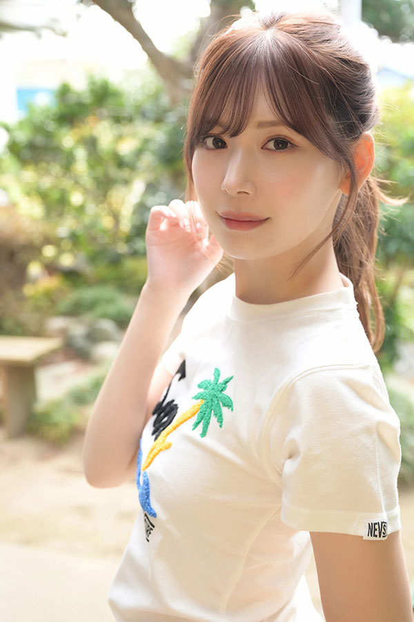 甜美系美女明里䌷的盛夏诱惑人体