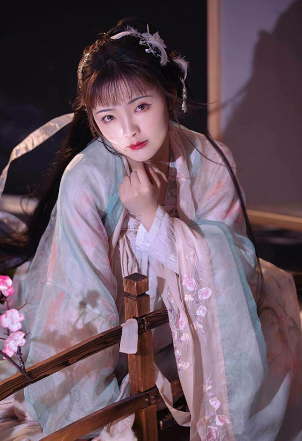 极品福利姬一只云烧2023年度尺度图集5