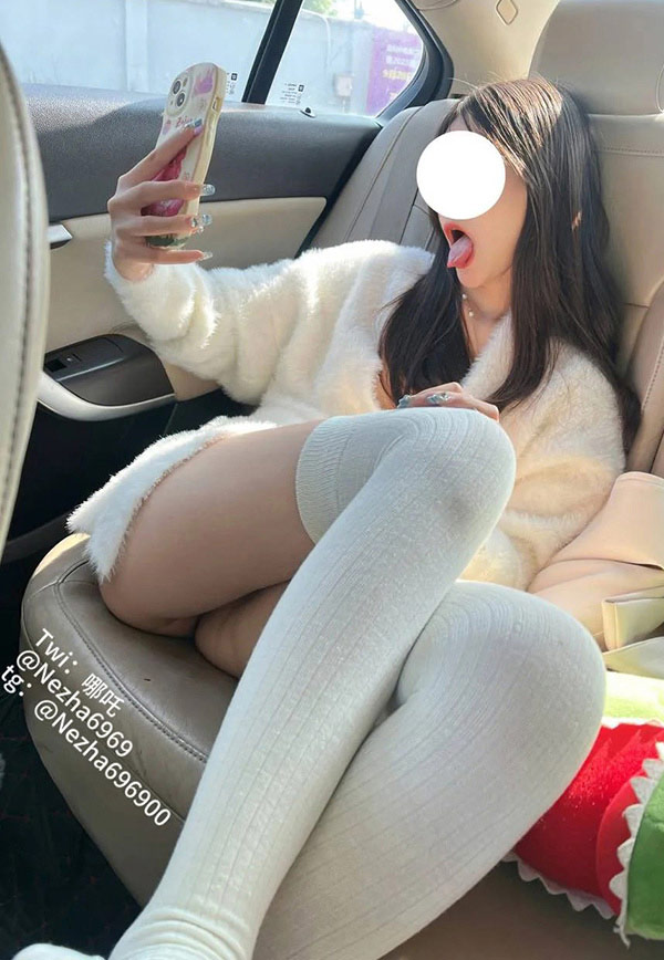 推特美女@Nezha6969户外爱露出人体合集2