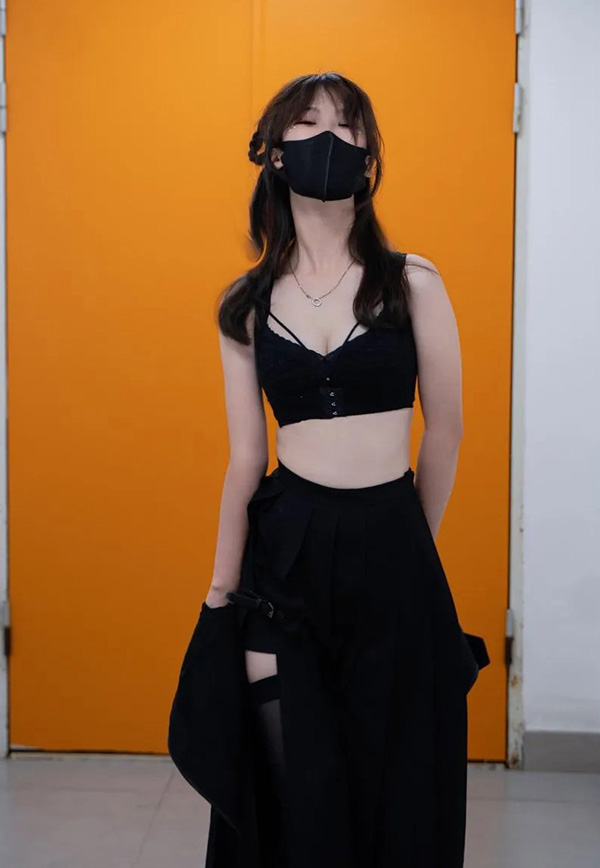 推特美女@iiiii00005私拍无圣光图集