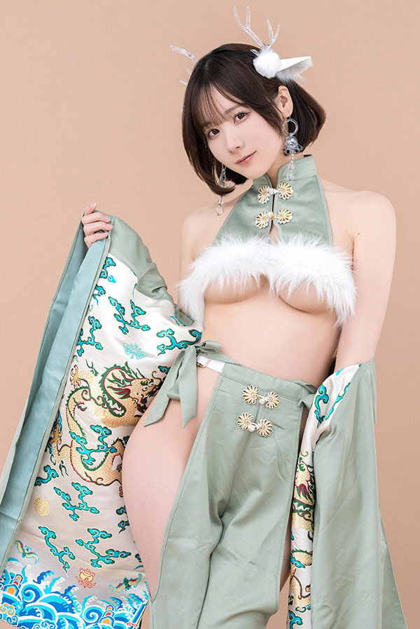 高颜值御姐Kenken辰龙拜年诱惑私拍