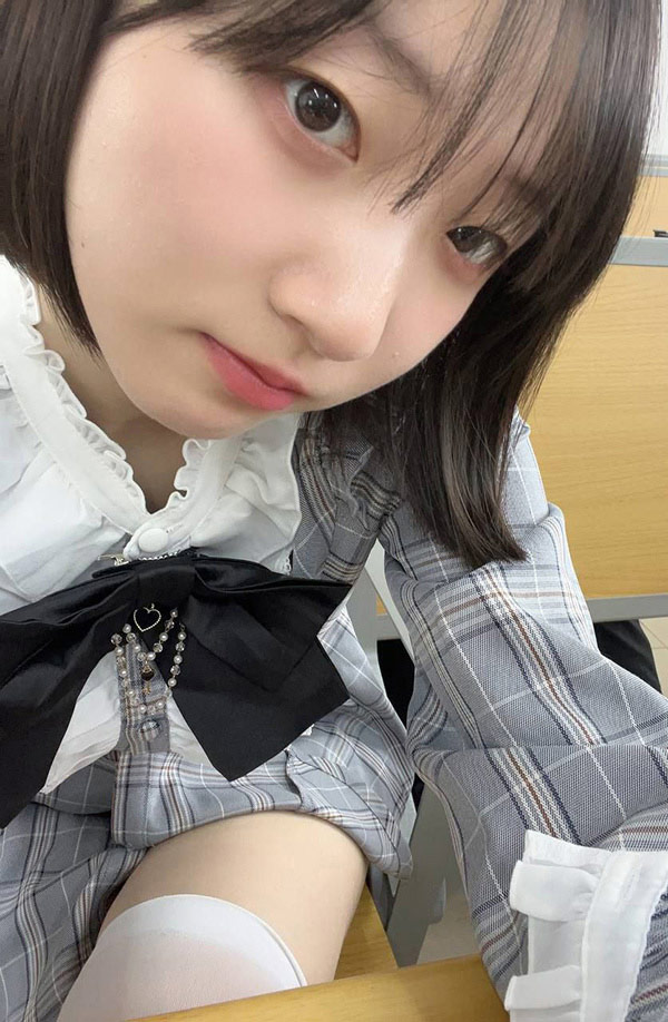 清纯颜大一女生居家私拍无圣光图集