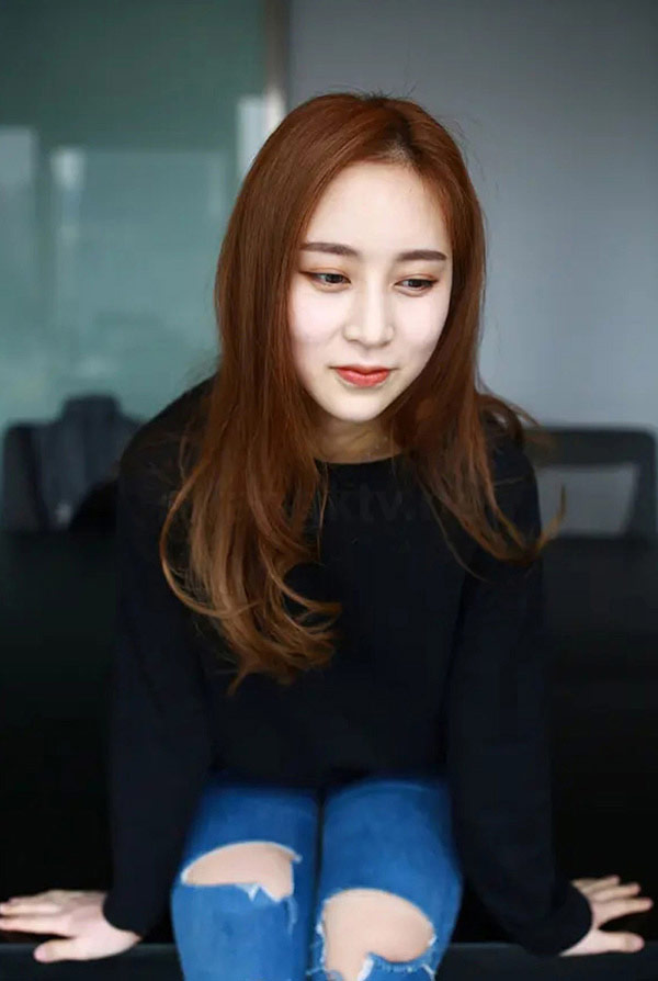 国民女神乔依琳破洞牛仔裤无圣光图集