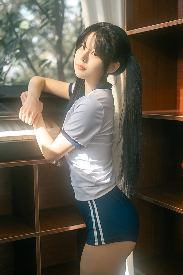 Coser小姐姐@rua阮阮 春の更衣室体操服