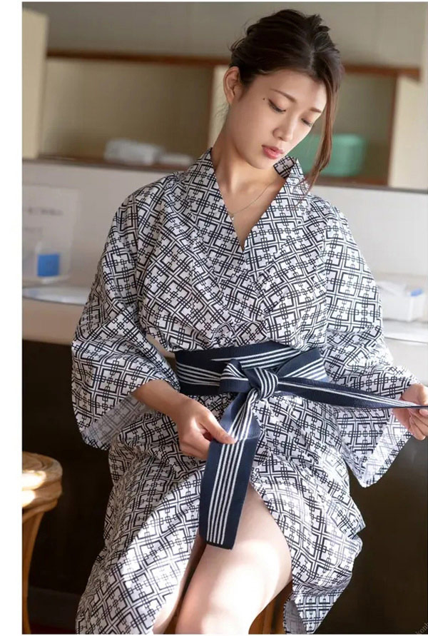 知性美女有贺美奈穗无圣光人体图集