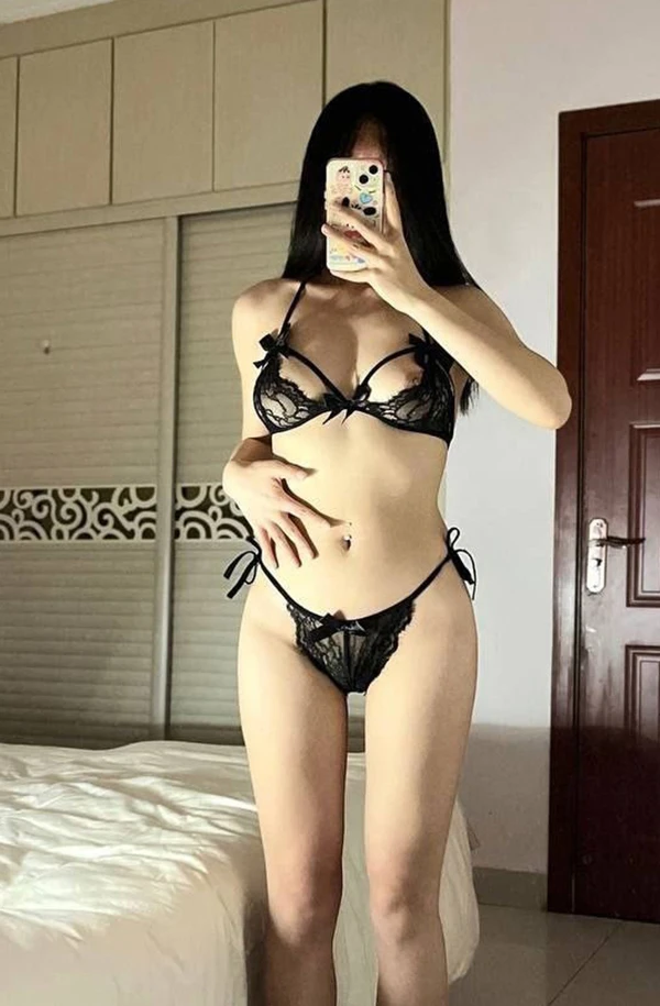 福利姬@Suuuul7情场花蝴蝶会员视图作品合集7