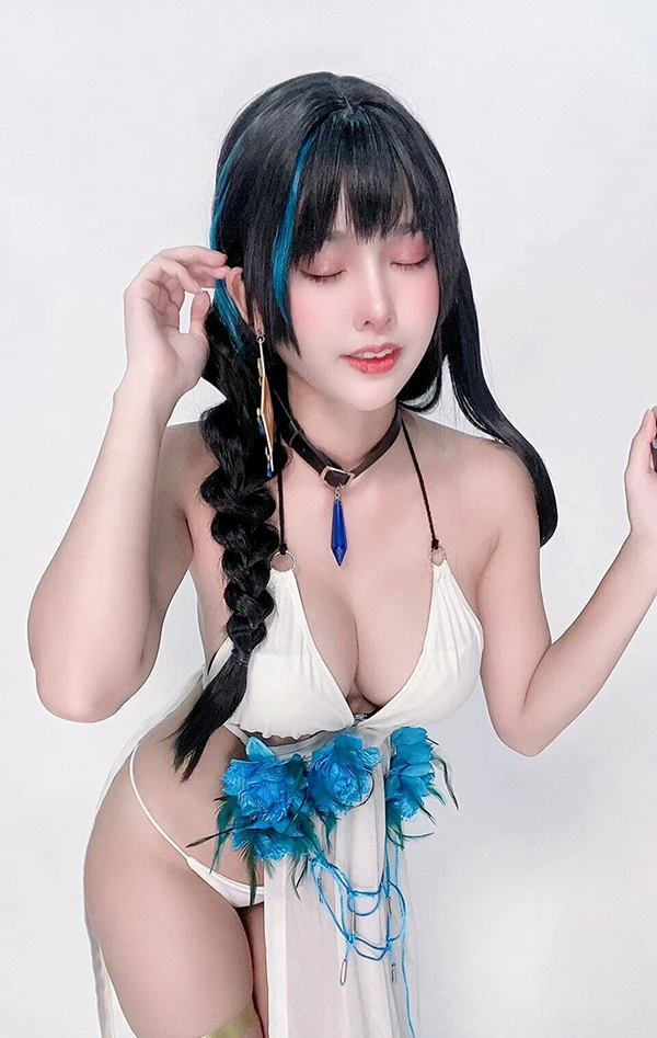 极品网红coser@minichu 2024尺度视图作品合集2