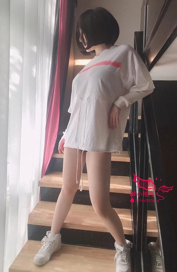 福利姬小稚九酱 楼梯球鞋+ 瑶瑶