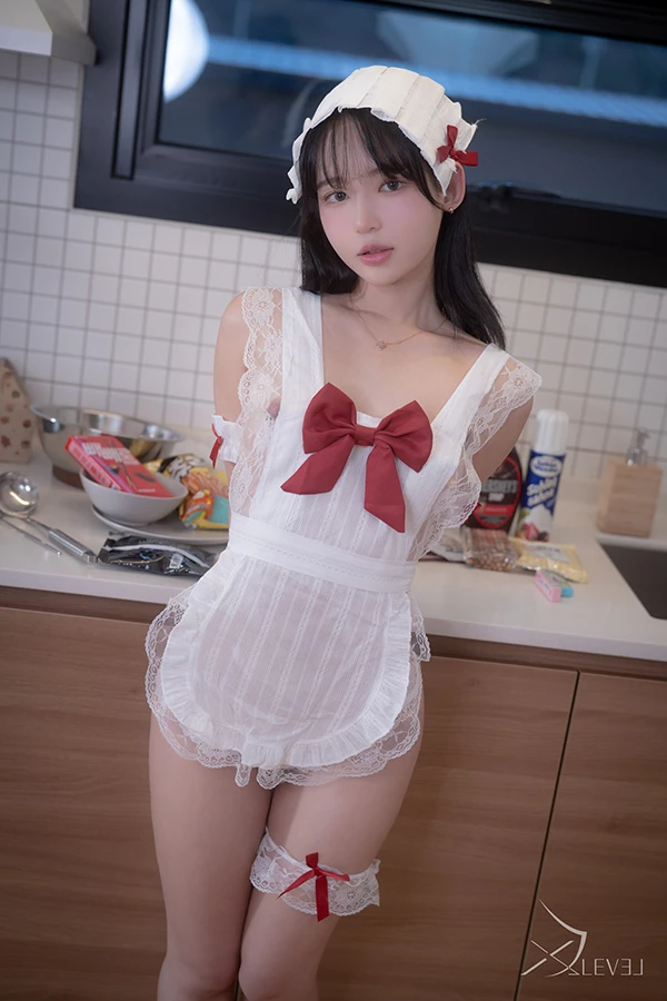 漂亮小姐姐Yeha夜哈性感小厨娘无圣光唯美图