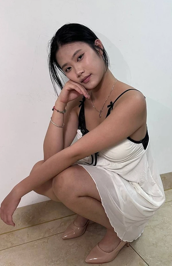 阿嘿颜露出系反差婊@南南想吃糖 会员视图合集2